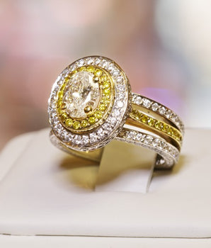Diamond Oval 1.01 Carat Center 18 Karat Two-Tone Ladies Ring - Le Vive Jewelry in Riverside