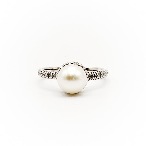 14k White Gold Pearl and Diamond Ring - Le Vive Jewelry in Riverside